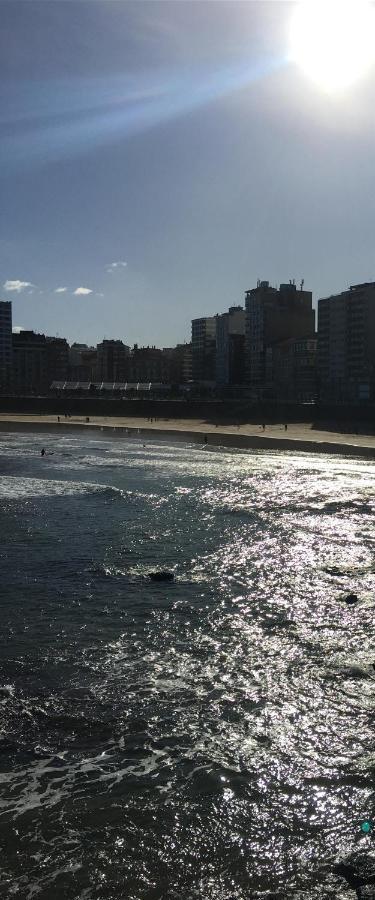 Alojamientos Muelle De Gijon Luaran gambar